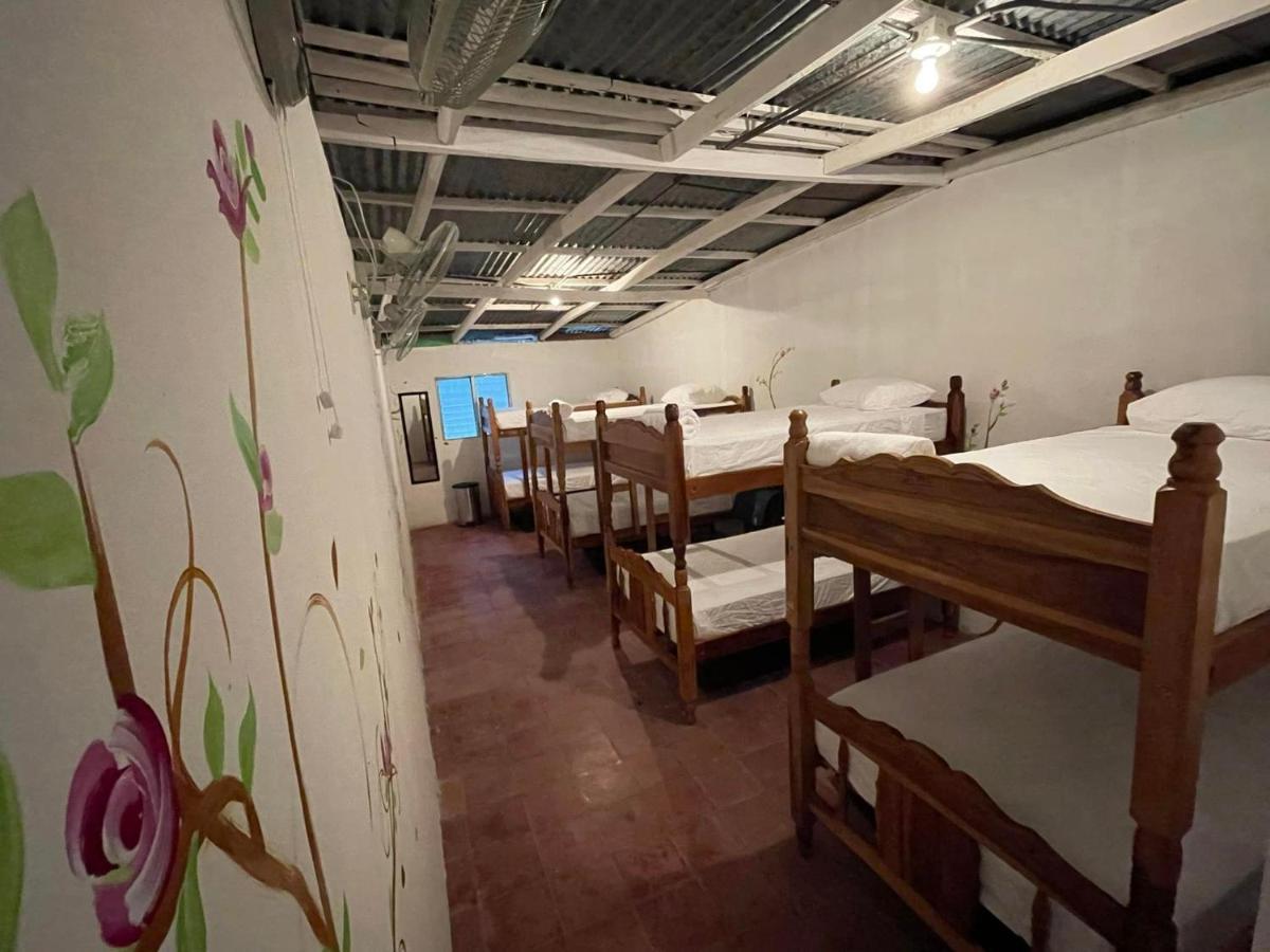 Mango Cafe And Hostel San Juan del Sur Exterior foto