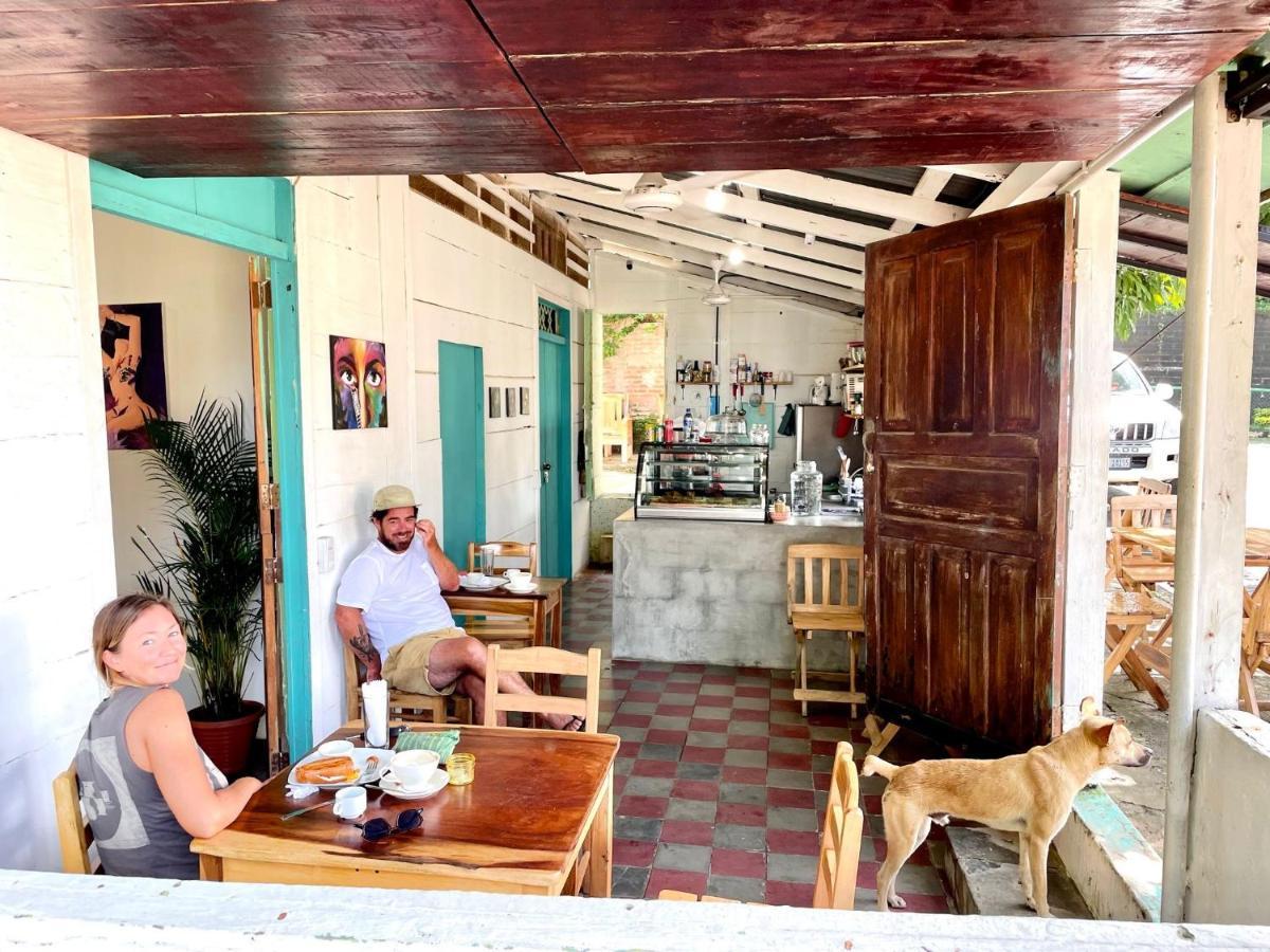 Mango Cafe And Hostel San Juan del Sur Exterior foto